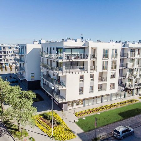 Color Apartments Apartament Black & White Kołobrzeg Esterno foto