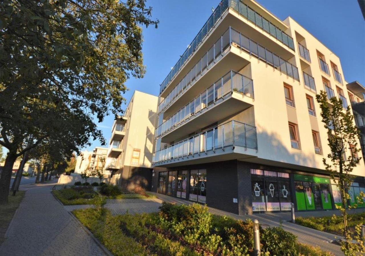 Color Apartments Apartament Black & White Kołobrzeg Esterno foto