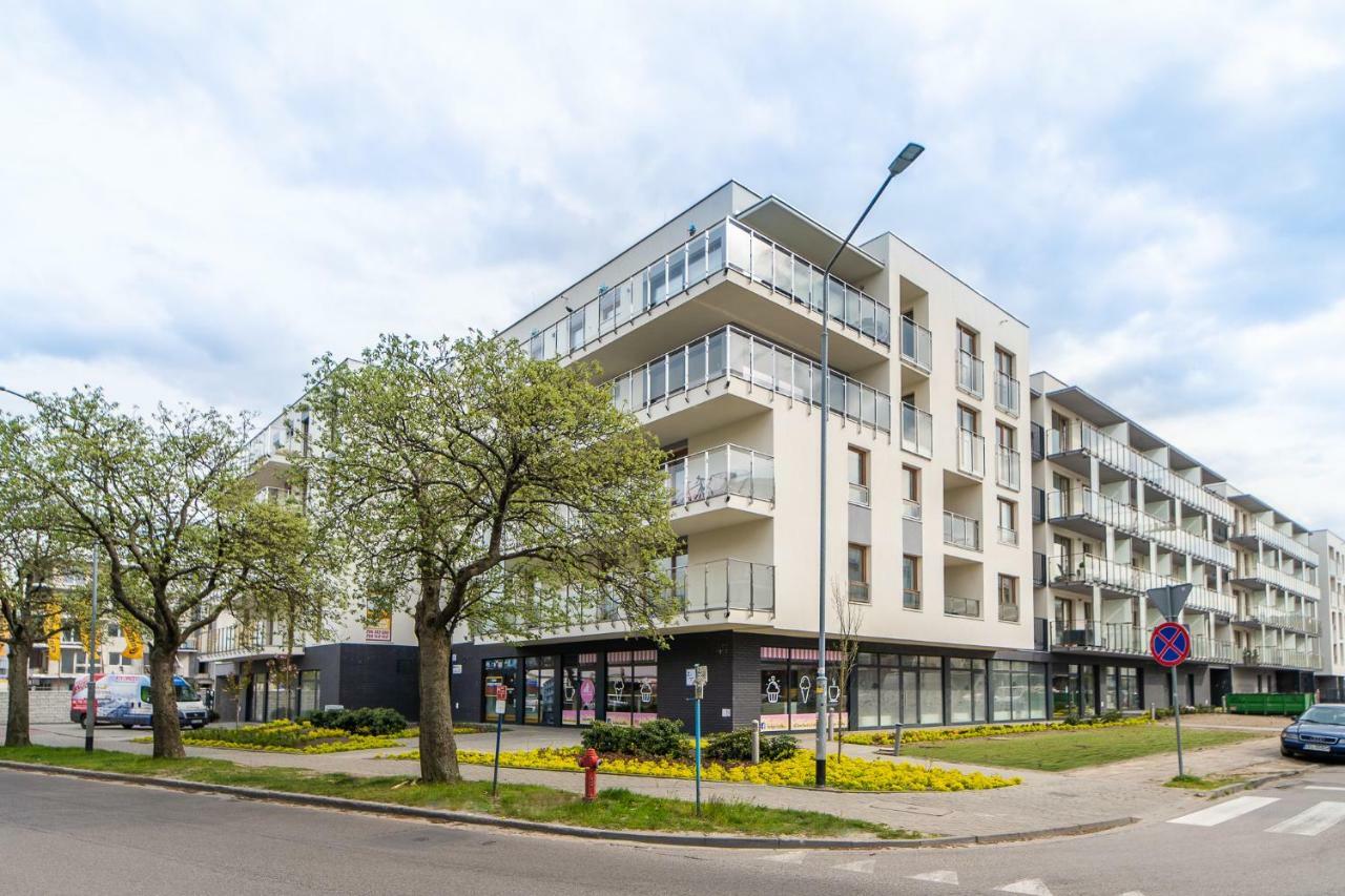 Color Apartments Apartament Black & White Kołobrzeg Esterno foto