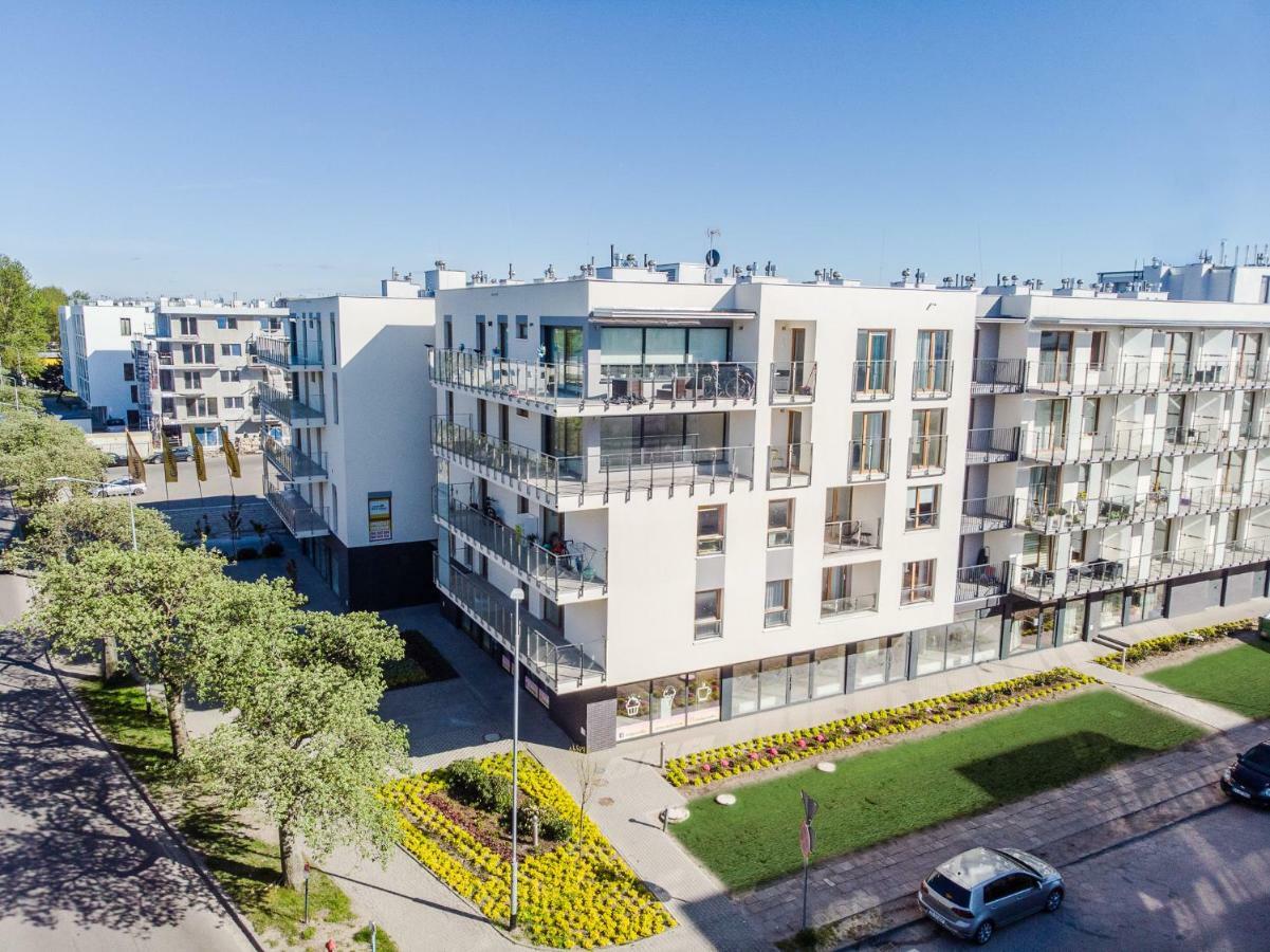 Color Apartments Apartament Black & White Kołobrzeg Esterno foto